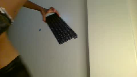 Snapshot of buttter_cup chatting on September 24, 5:44 am Claudia online show from September 24, 5:44 am