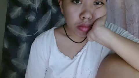 Snapshot of buttygirl18 chatting on February 13, 1:50 am maya online show from February 13, 1:50 am