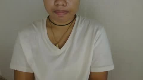 Snapshot of buttygirl18 chatting on February 16, 11:37 pm maya online show from February 16, 11:37 pm