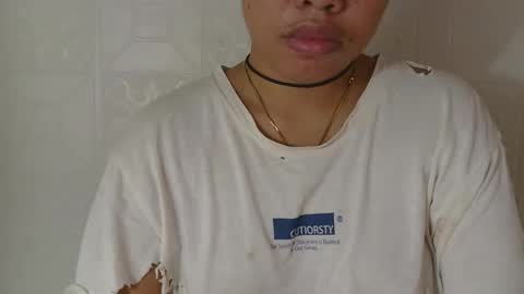 Snapshot of buttygirl18 chatting on February 22, 3:01 am maya online show from February 22, 3:01 am