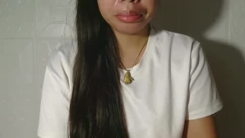 Snapshot of buttygirl18 chatting on March 3, 9:05 pm maya online show from March 3, 9:05 pm