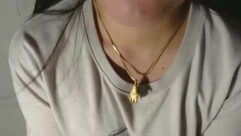 Snapshot of buttygirl18 chatting on March 6, 1:16 am maya online show from March 6, 1:16 am