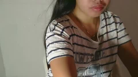 Snapshot of buttygirl18 chatting on March 10, 6:05 am maya online show from March 10, 6:05 am