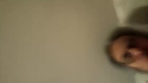 Snapshot of butzimini chatting on February 8, 8:18 am butzimini online show from February 8, 8:18 am