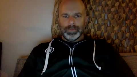 Snapshot of buurman1982isback chatting on October 14, 9:37 pm buurman1982isback online show from October 14, 9:37 pm