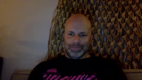 Snapshot of buurman1982isback chatting on October 26, 9:31 pm buurman1982isback online show from October 26, 9:31 pm