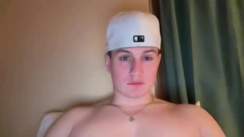 Snapshot of buzz5127 chatting on March 11, 4:10 am buzz5127 online show from March 11, 4:10 am