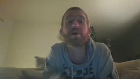 Snapshot of bwcwhiteboy94 chatting on October 25, 5:48 am bwcwhiteboy94 online show from October 25, 5:48 am