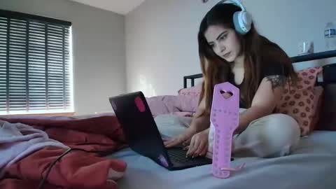 Snapshot of bxdieelatina chatting on February 9, 8:46 pm bxdieelatina online show from February 9, 8:46 pm