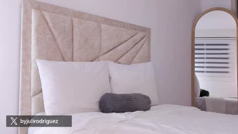    online show from February 3, 3:15 am