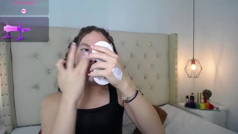 bycandy_ online show from November 5, 12:38 pm