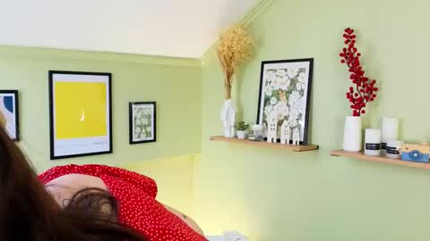 Kira online show from March 6, 8:22 am