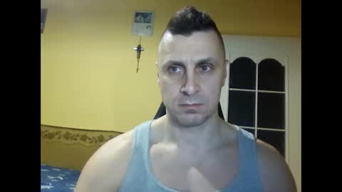 Snapshot of bzykacz1988 chatting on February 23, 10:51 pm bzykacz1988 online show from February 23, 10:51 pm