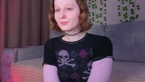 Snapshot of c0ralynx chatting on July 6, 1:19 pm C0ralynx online show from July 6, 1:19 pm