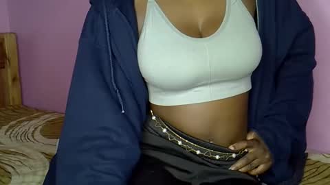 C--trish online show from January 12, 11:59 am