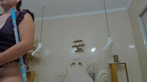 Camii Sweet  online show from March 29, 8:14 am