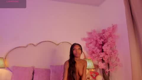 Snapshot of cahitlinbel chatting on May 19, 8:42 am Cahitlin online show from May 19, 8:42 am