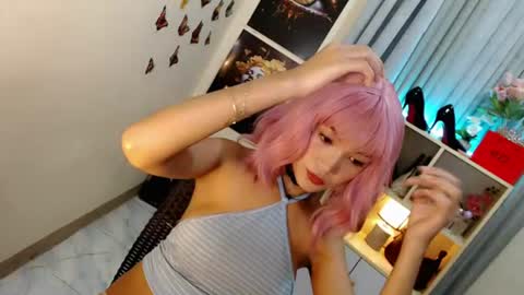 Snapshot of caitlin_x chatting on June 20, 11:18 pm caitlin online show from June 20, 11:18 pm