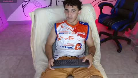 caius online show from May 24, 12:21 pm