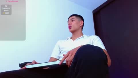 Valerio  online show from March 11, 7:36 pm