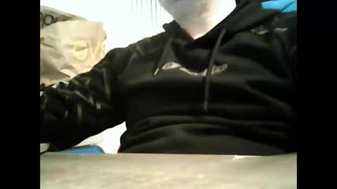 Snapshot of caldoski chatting on November 19, 5:51 am caldoski online show from November 19, 5:51 am