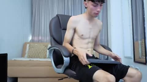 caled_saenz online show from May 28, 8:06 pm