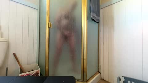 Snapshot of cali1962 chatting on September 8, 5:45 pm Cal online show from September 8, 5:45 pm