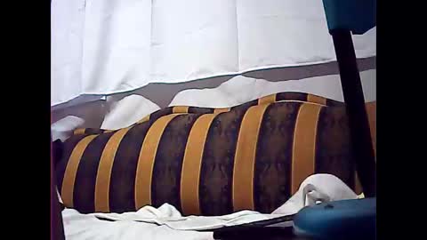 Snapshot of californiacam2 chatting on December 4, 7:28 am californiacam2 online show from December 4, 7:28 am