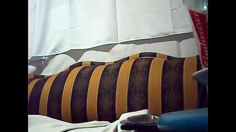 Snapshot of californiacam2 chatting on December 13, 7:58 am californiacam2 online show from December 13, 7:58 am