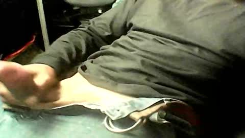 Calisguitar online show from December 3, 10:18 pm