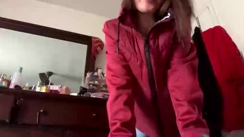 calishop1 online show from March 5, 8:27 pm