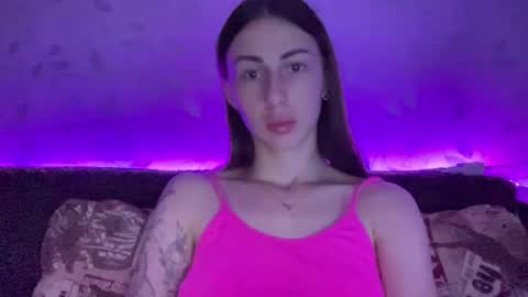 Snapshot of call_me_dad_ chatting on December 5, 10:23 pm Anna online show from December 5, 10:23 pm