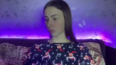 Snapshot of call_me_dad_ chatting on December 8, 8:15 pm Anna online show from December 8, 8:15 pm
