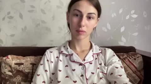 Snapshot of call_me_dad_ chatting on December 22, 9:55 am Anna online show from December 22, 9:55 am