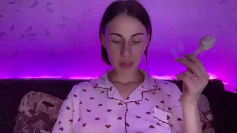 Snapshot of call_me_dad_ chatting on December 25, 7:45 pm Anna online show from December 25, 7:45 pm