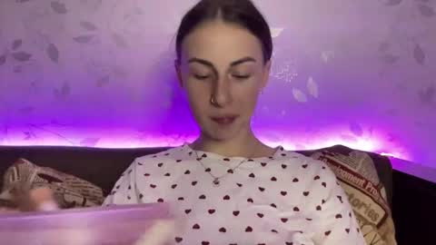 Snapshot of call_me_dad_ chatting on December 26, 7:27 pm Anna online show from December 26, 7:27 pm