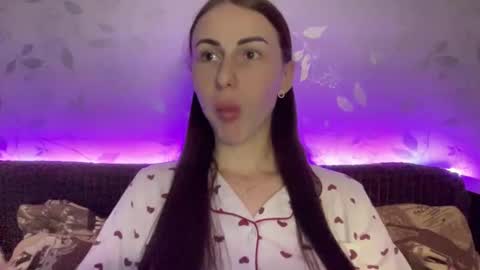 Snapshot of call_me_dad_ chatting on January 19, 8:09 pm Anna online show from January 19, 8:09 pm