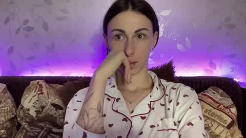 Snapshot of call_me_dad_ chatting on January 22, 8:28 pm Anna online show from January 22, 8:28 pm