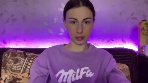 Snapshot of call_me_dad_ chatting on February 7, 6:56 pm Anna online show from February 7, 6:56 pm