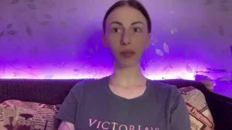 Snapshot of call_me_dad_ chatting on March 3, 7:49 pm Anna online show from March 3, 7:49 pm