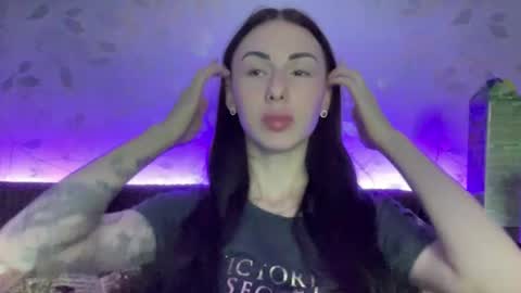 Snapshot of call_me_dad_ chatting on March 4, 8:05 pm Anna online show from March 4, 8:05 pm