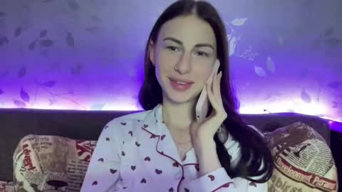 Snapshot of call_me_dad_ chatting on March 7, 1:31 am Anna online show from March 7, 1:31 am