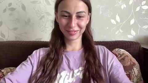 Snapshot of call_me_dad_ chatting on September 9, 10:48 am Anna online show from September 9, 10:48 am