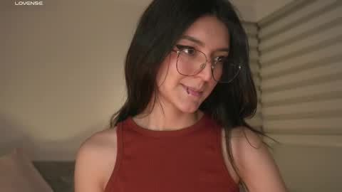   online show from May 8, 12:38 am