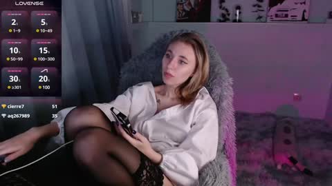 Snapshot of callerbowltim chatting on December 5, 11:38 am alextim online show from December 5, 11:38 am