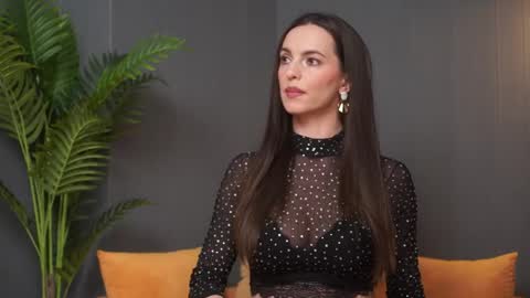 Missy online show from April 4, 8:06 pm