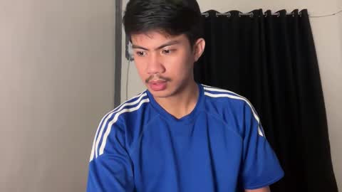 Snapshot of callme_jus chatting on November 19, 7:14 pm Jus online show from November 19, 7:14 pm