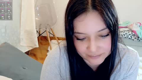 ViCtOriA online show from October 16, 12:00 am