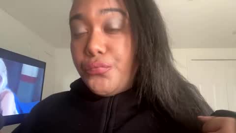 Snapshot of cals9x chatting on January 3, 6:57 pm camzxoxox online show from January 3, 6:57 pm