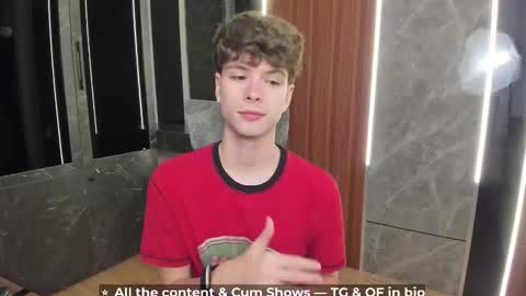 Hey I am Calvin  online show from March 29, 5:24 pm